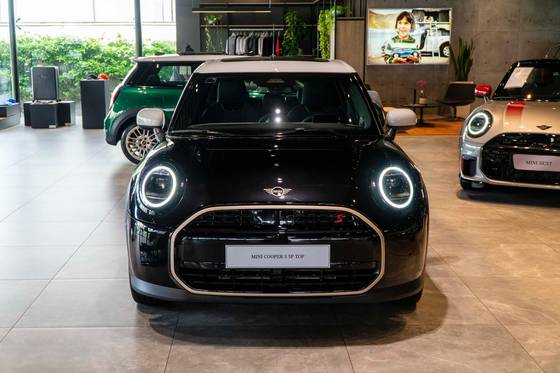 MINI COOPER 2.0 16V TWINPOWER GASOLINA S TOP 4P STEPTRONIC
